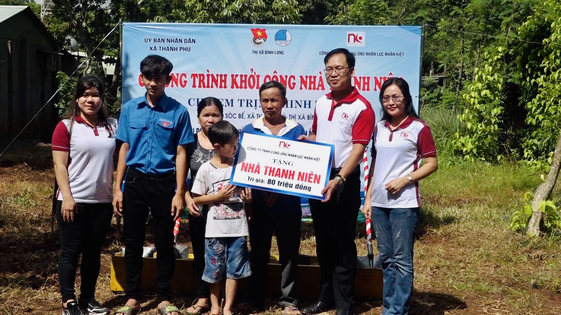 Nhân Kiệt Khởi công xây dựng nhà Thanh niên cho gia đình em Trịnh Minh Triết